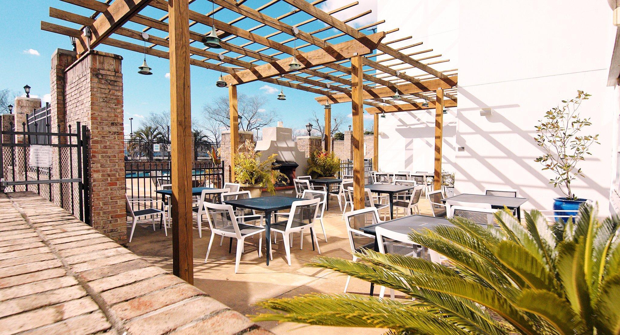 Hotel Crowne Plaza Charleston By Ihg à North Charleston Extérieur photo